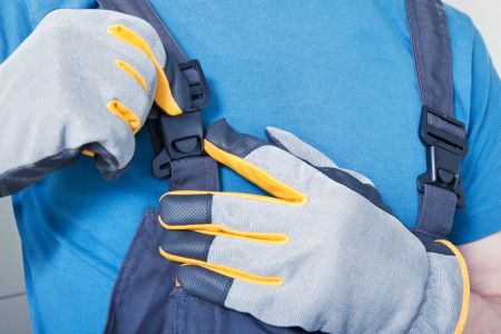 Klasyfikacja zniszczonych ubrań roboczych
